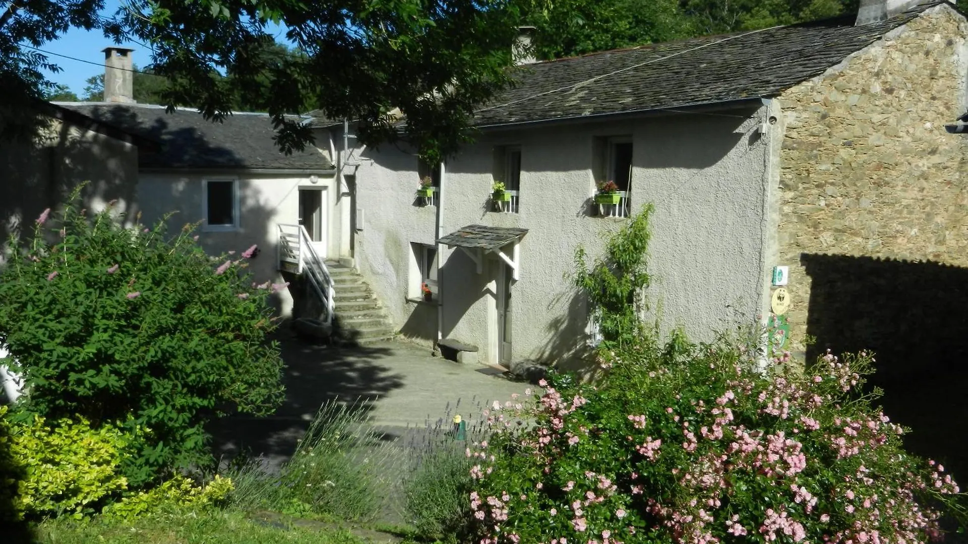 Gite De Granquie Le Four A Pain Montredon-Labessonnie Holiday home